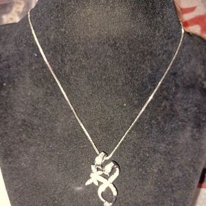 Silver necklace, gorgeous